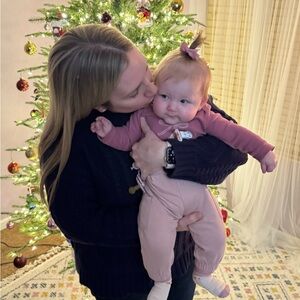 Meet your Posher, Courtney